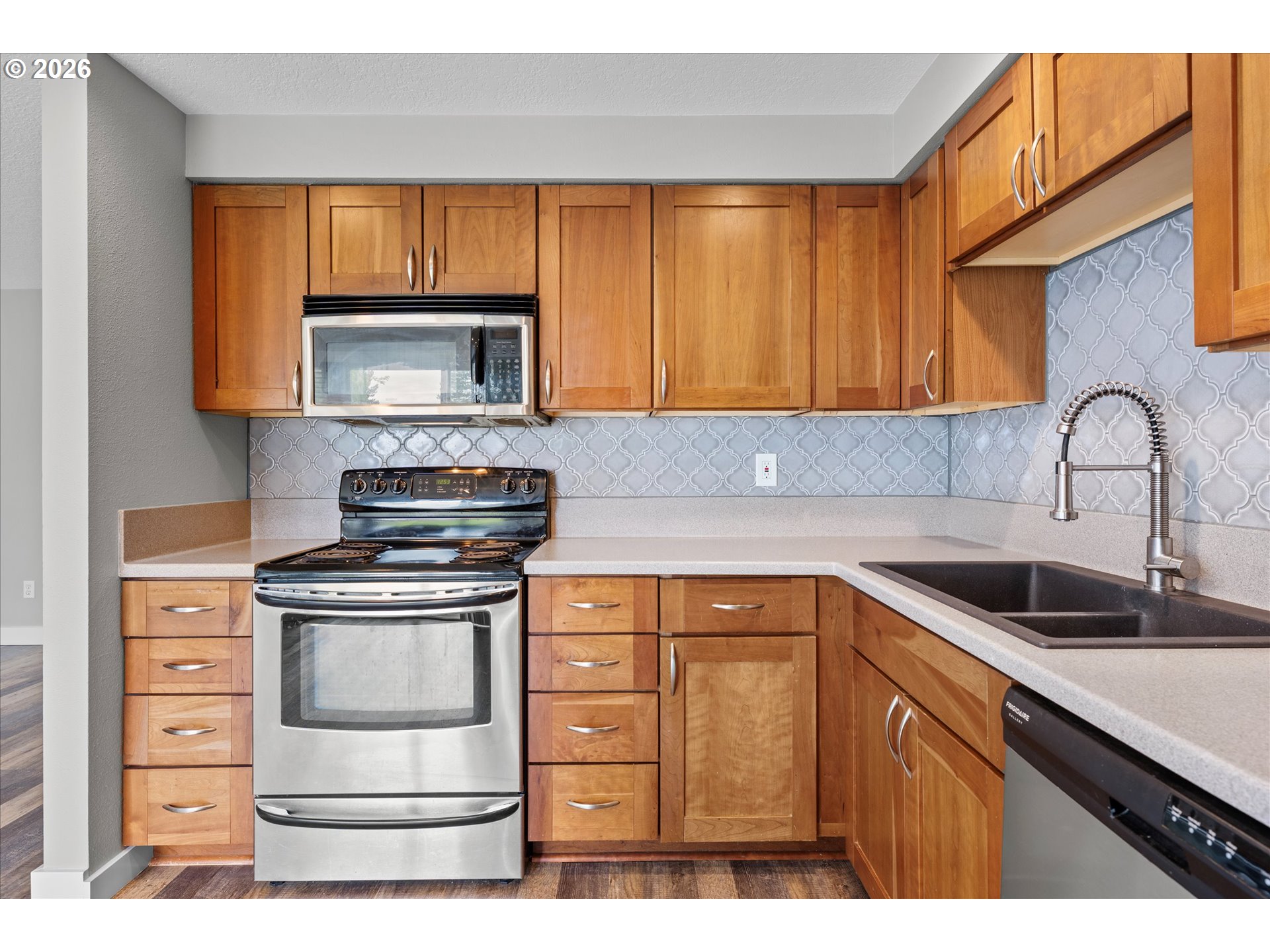 17570 Northwest Park View Boulevard Portland, OR 97229 - Photo 7 of 28