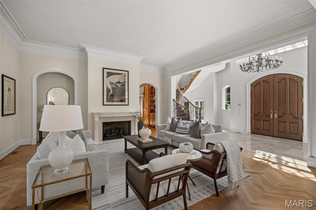 760 Kent Road Ladue, MO 63124 - Photo 13 of 68 Gallery Image 13