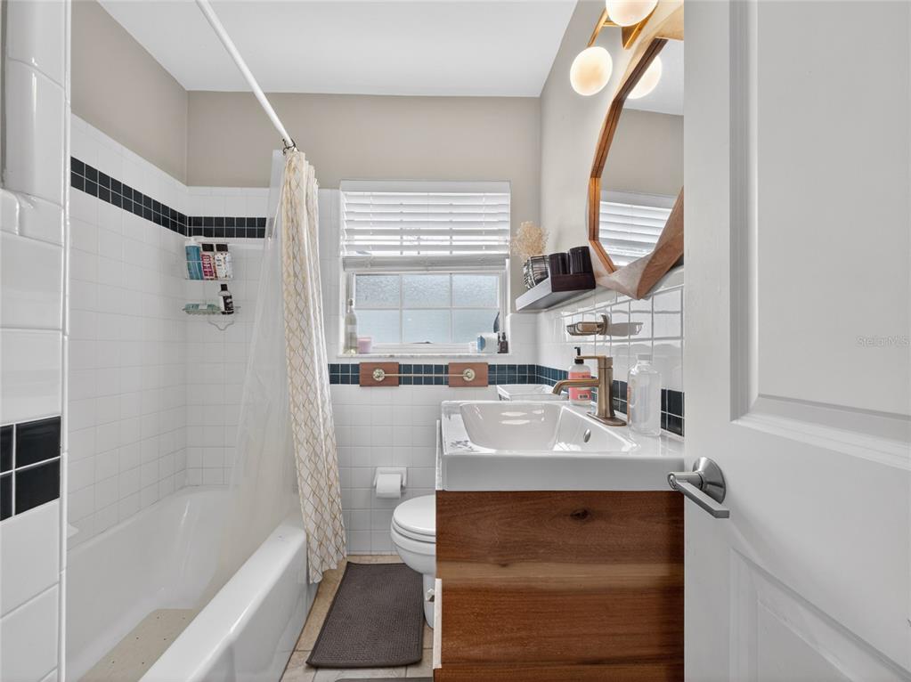 2121 Ivanhoe Road Orlando, FL 32804 - Photo 14 of 29 Gallery Image 14