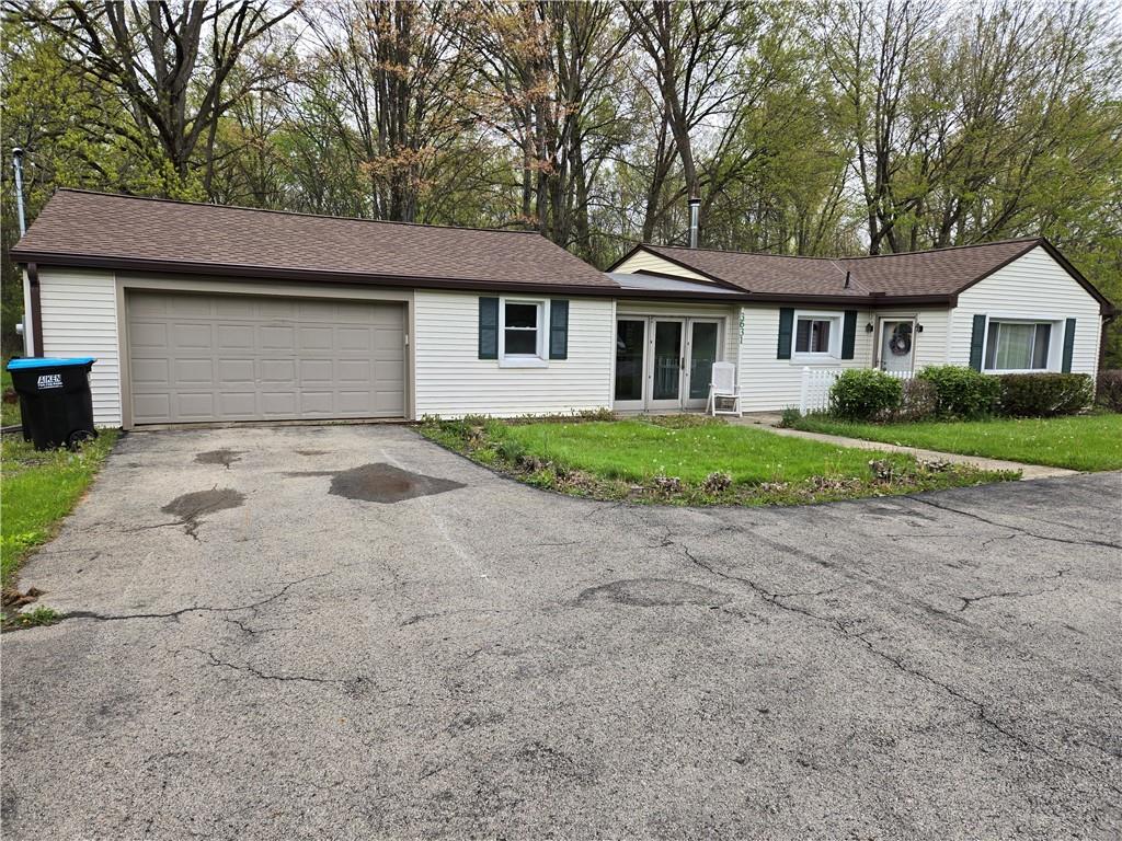 3631 Sample Road Hermitage, PA 16148 - Photo 3 of 35