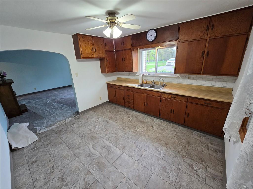 3631 Sample Road Hermitage, PA 16148 - Photo 10 of 35