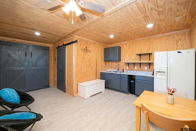 $680,000 | 645 County Road 1713, Jacksonville, TX 75766