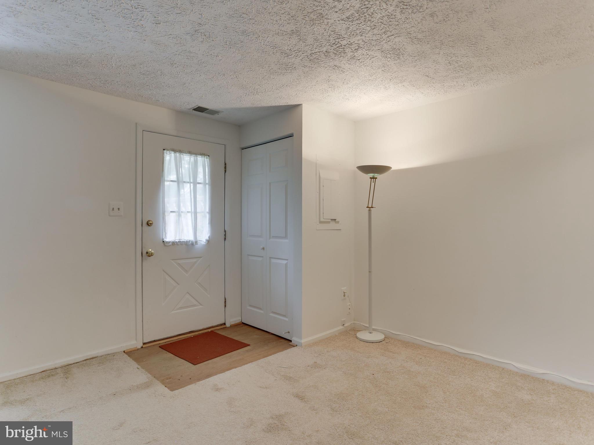 11234 Legato Way Silver Spring, MD 20901 - Photo 5 of 29 Interior (General)