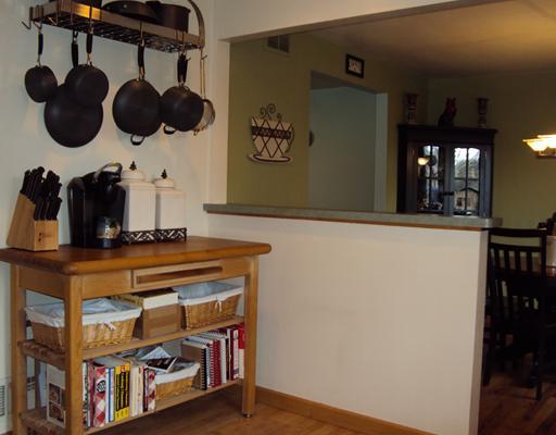 134 Rangley Drive Pittsburgh, PA 15209 - Photo 6 of 15 Kitchen.