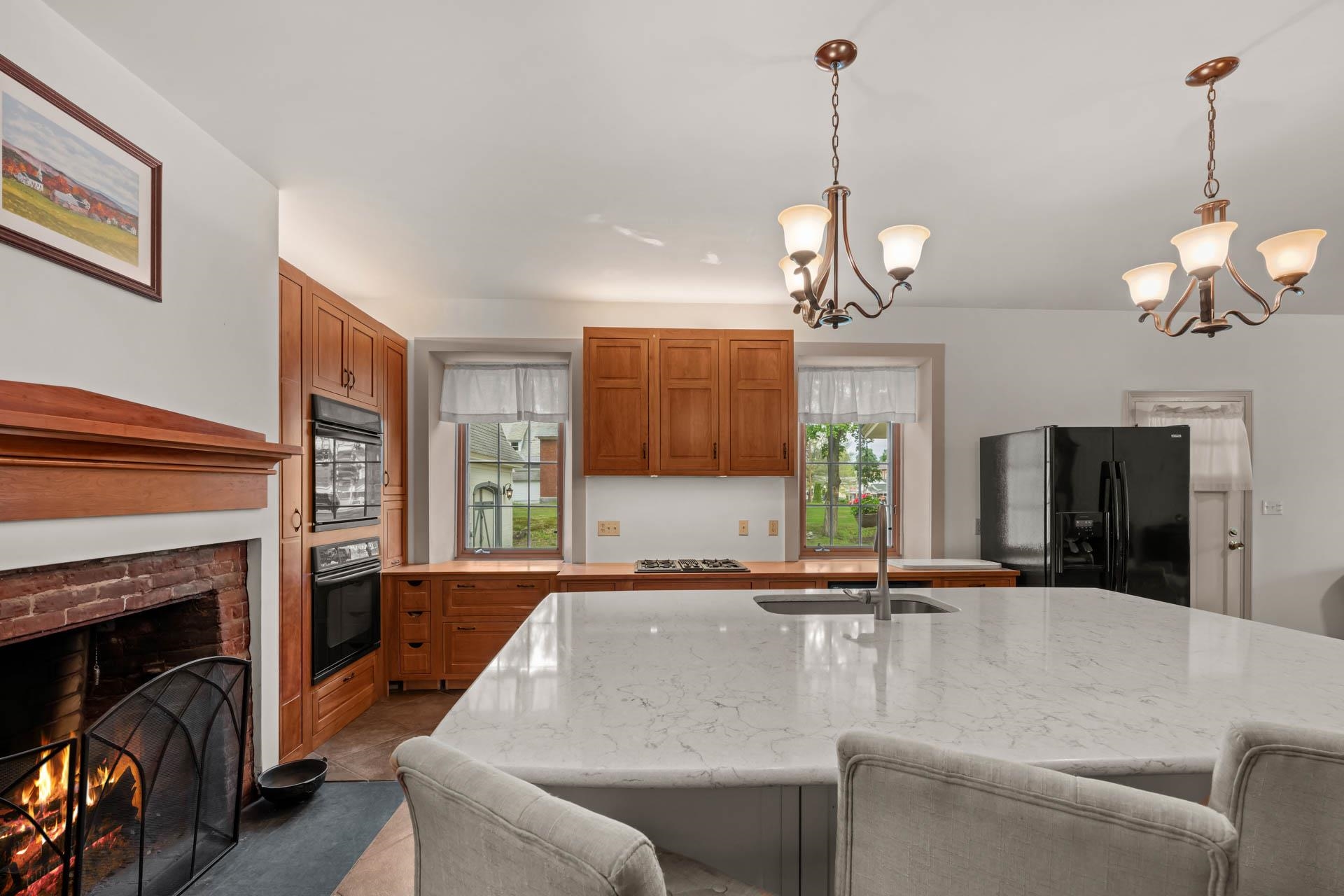 258 Main Street Charlestown, NH 03603 - Photo 5 of 45