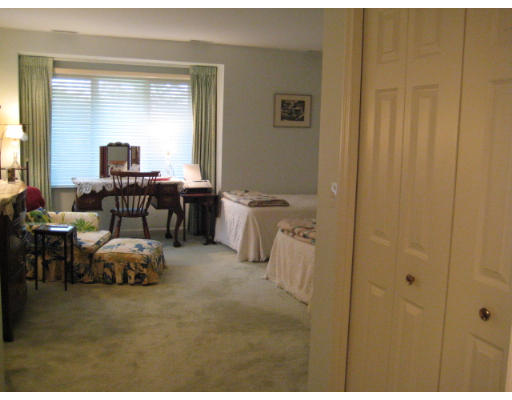 20 Lookout Farm Road Natick, MA 01760 - Photo 8 of 16 Gallery Image 8