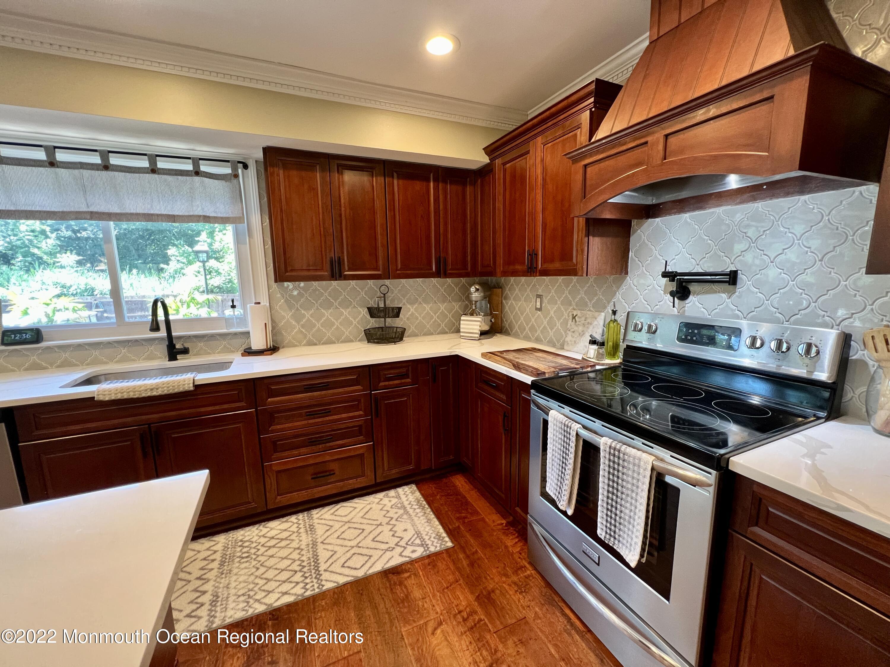 62 Edwards Drive Freehold, NJ 07728 - Photo 12 of 41 IMG_6759
