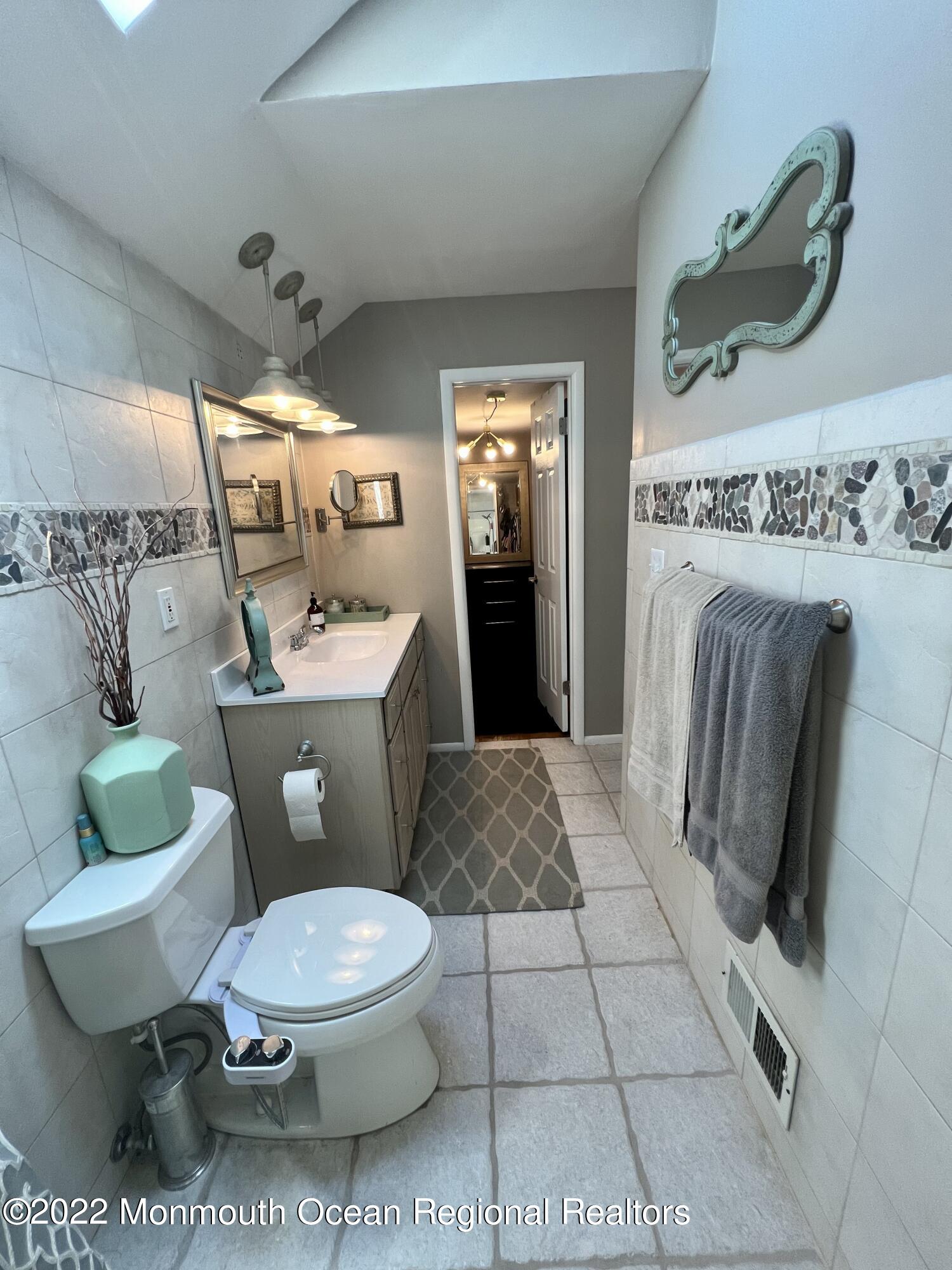 62 Edwards Drive Freehold, NJ 07728 - Photo 31 of 41 IMG_6721