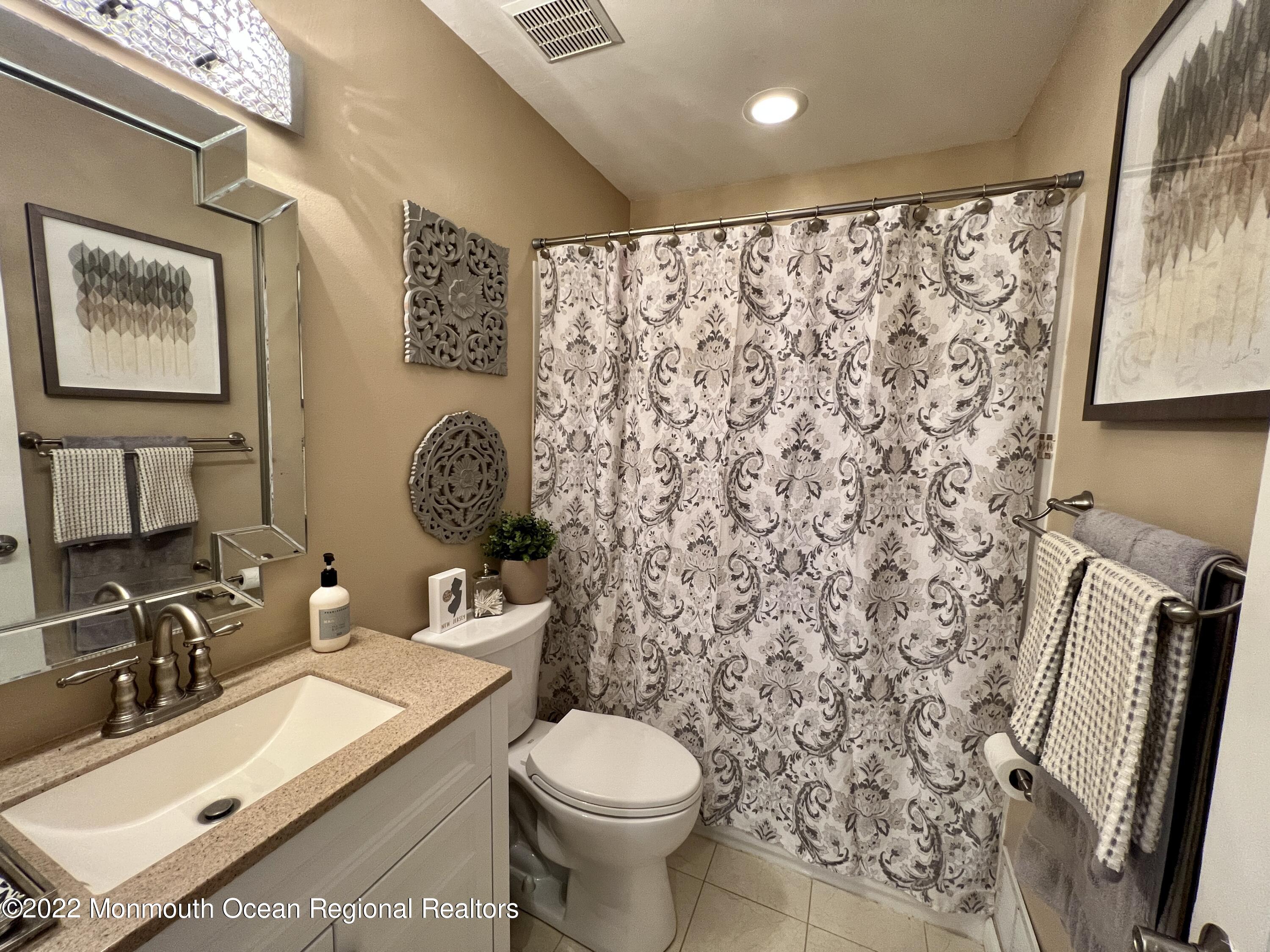 62 Edwards Drive Freehold, NJ 07728 - Photo 34 of 41 IMG_6655