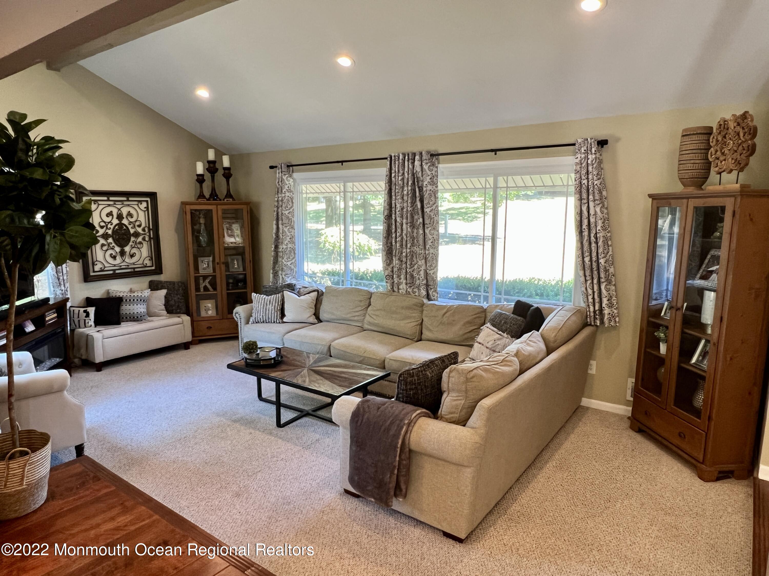 62 Edwards Drive Freehold, NJ 07728 - Photo 8 of 41 IMG_6741