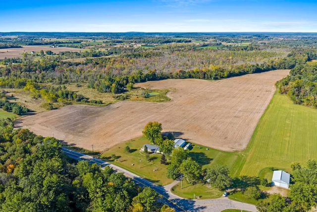 $460,000 | 49 State Road, Weyauwega, WI 54983