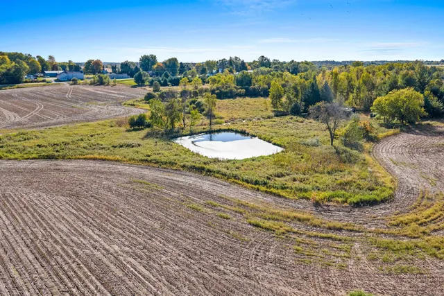 $460,000 | 49 State Road, Weyauwega, WI 54983
