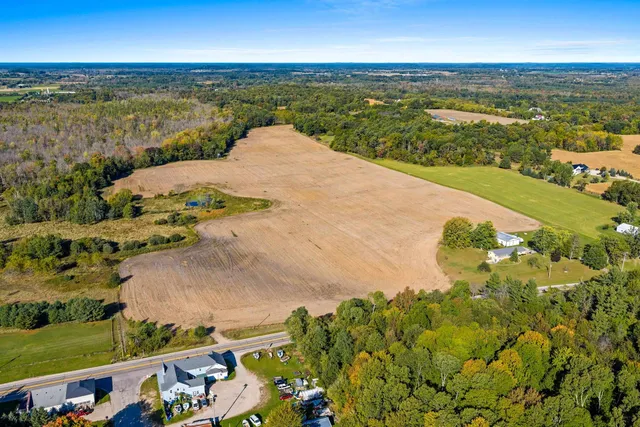 $460,000 | 49 State Road, Weyauwega, WI 54983