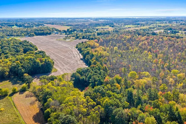 $460,000 | 49 State Road, Weyauwega, WI 54983