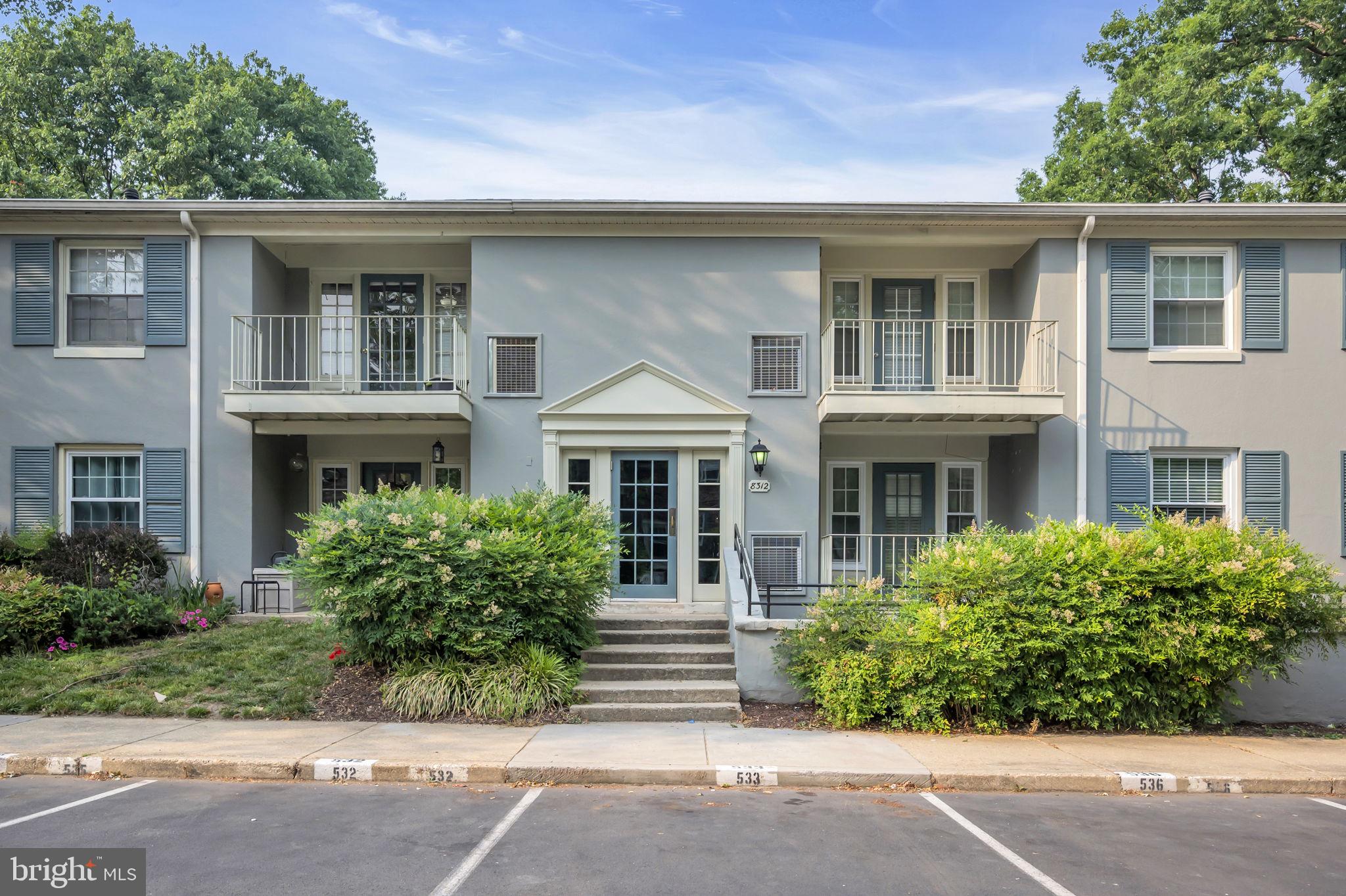 8312 Kingsgate Road, Unit 530 Springfield, VA 22152 - Photo 1 of 27