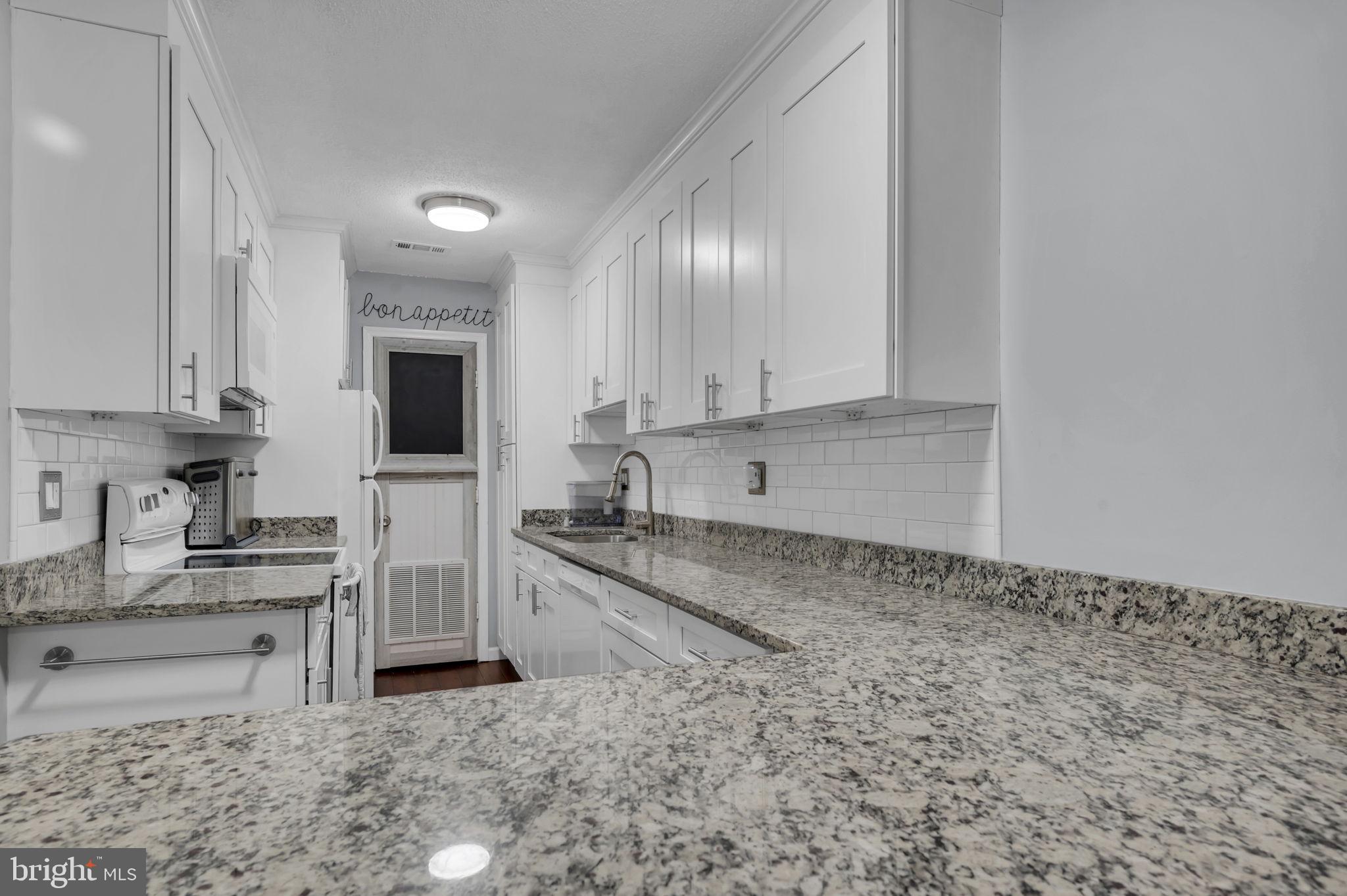 8312 Kingsgate Road, Unit 530 Springfield, VA 22152 - Photo 9 of 27