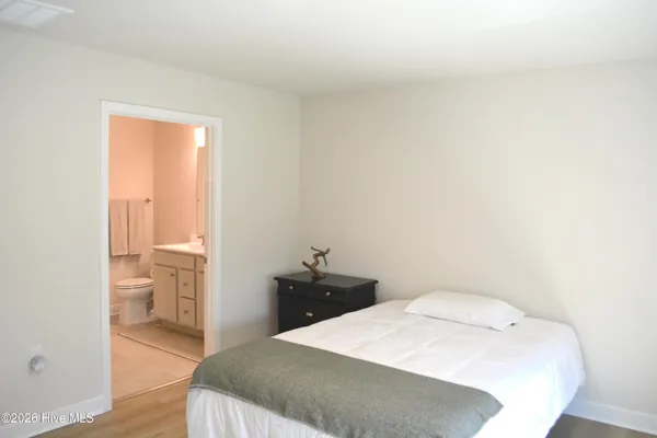 $1,795 | 2055 Parow Lane Northwest, Calabash, NC 28467