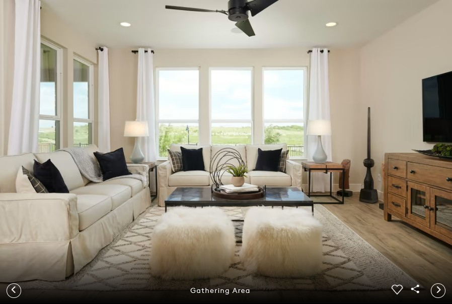 607 Rubber Tree Way Buda, TX 78610 - Photo 13 of 18 Interior photos- Photo of Pulte model home with same floor plan, not of actual home listed.