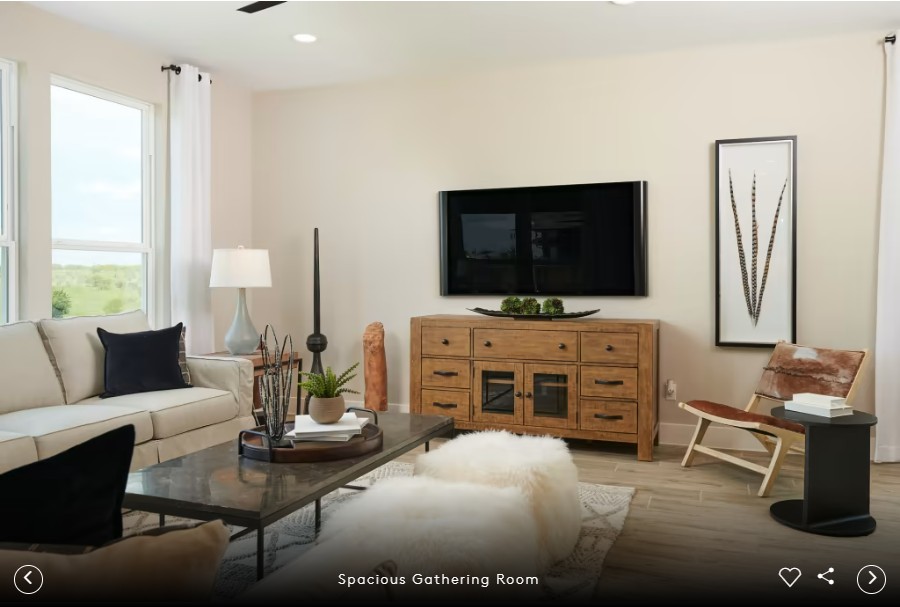 607 Rubber Tree Way Buda, TX 78610 - Photo 14 of 18 Interior photos- Photo of Pulte model home with same floor plan, not of actual home listed.