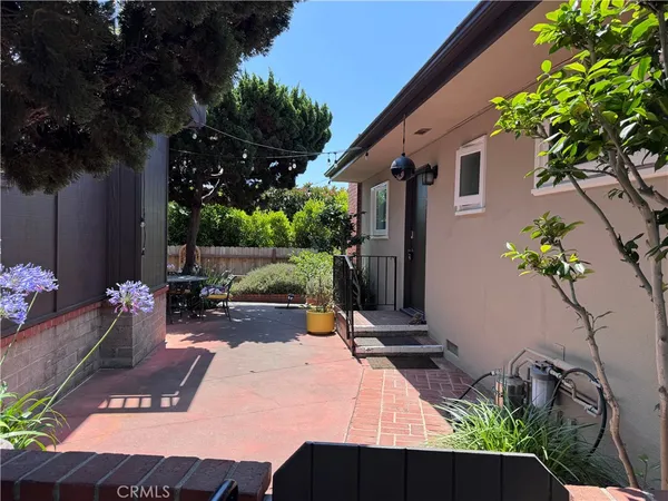 $3,500 | 1821 Glenneyre Street, Laguna Beach, CA 92651