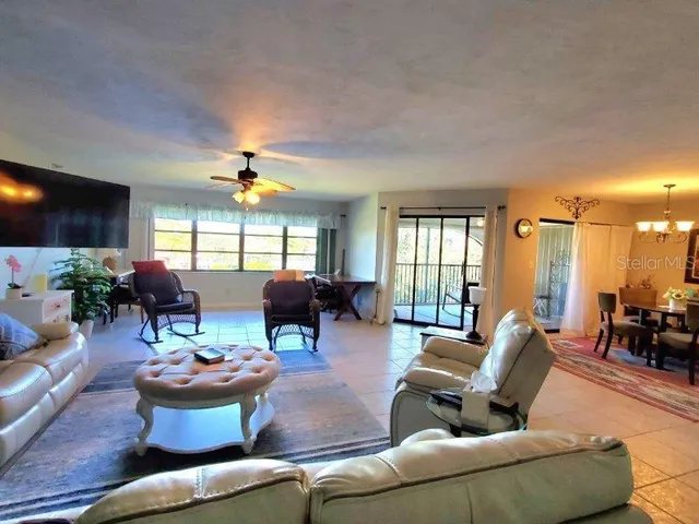 $2,100 | 23465 Harbor View Road, Unit 836, Punta Gorda, FL 33980