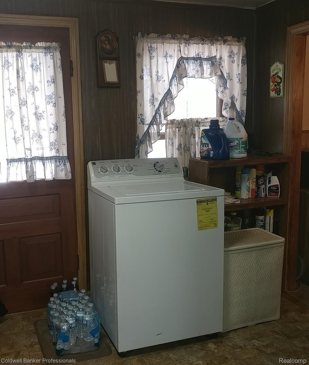 2132 North Five Lakes Road Lapeer, MI 48446 - Photo 9 of 29 20191115_112705.jpg