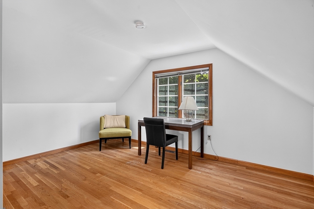29 Page Road Weston, MA 02493 - Photo 29 of 34
