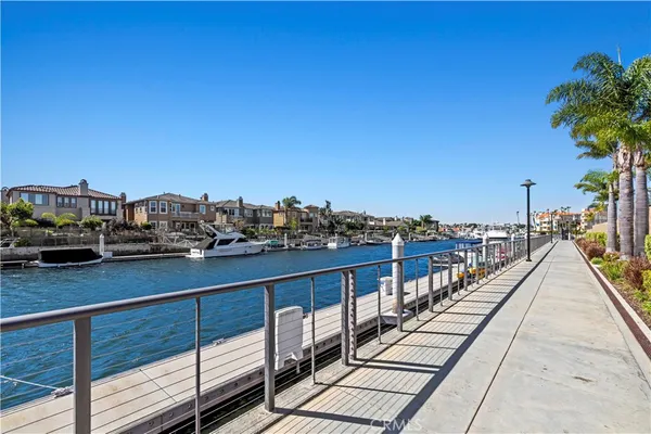 $2,475,000 | 4106 Harbour Island Lane, Oxnard, CA 93035