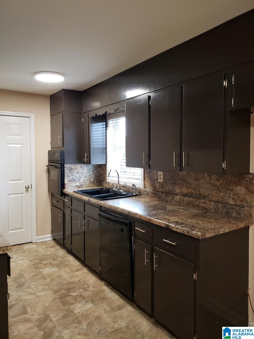 952 5th Way Pleasant Grove, AL 35127 - Photo 5 of 20