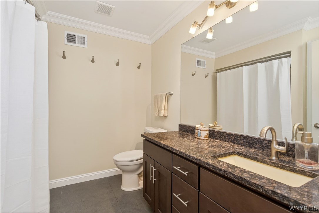 36 Harbour Pointe Common Buffalo, NY 14202 - Photo 16 of 35