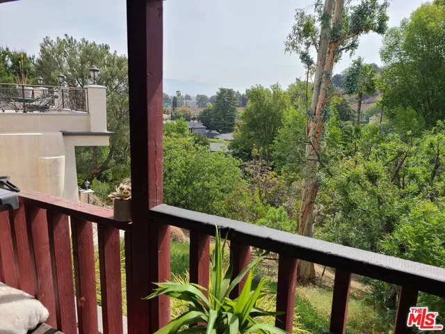 $3,850 | 15555 High Knoll Road, Encino, CA 91436