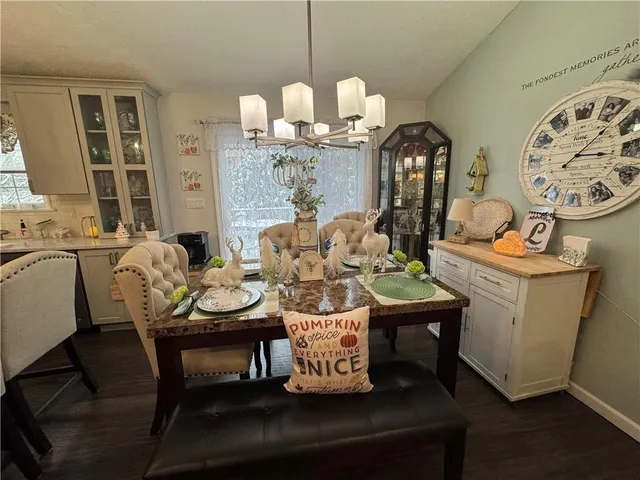 $2,995 | 3561 Cedar Ridge Road, Allison Park, PA 15101