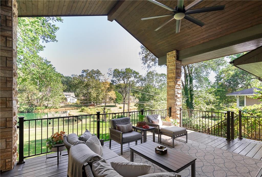 9645 Manor Road Leawood, KS 66206 - Photo 11 of 19