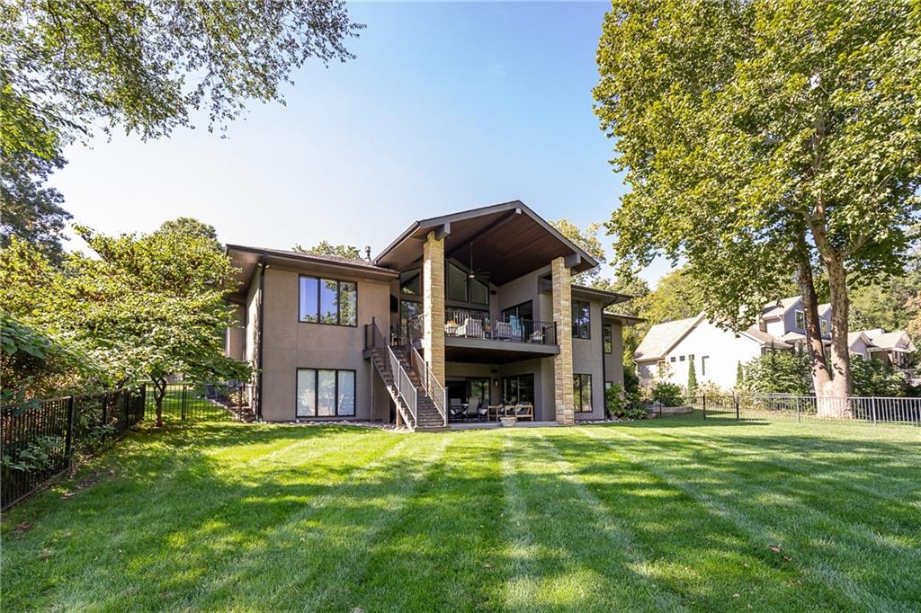 9645 Manor Road Leawood, KS 66206 - Photo 13 of 19