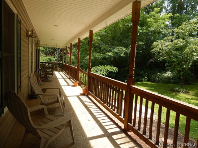4613 Pampa Road Gloucester, VA 23061 - Photo 4 of 16 Gallery Image 4