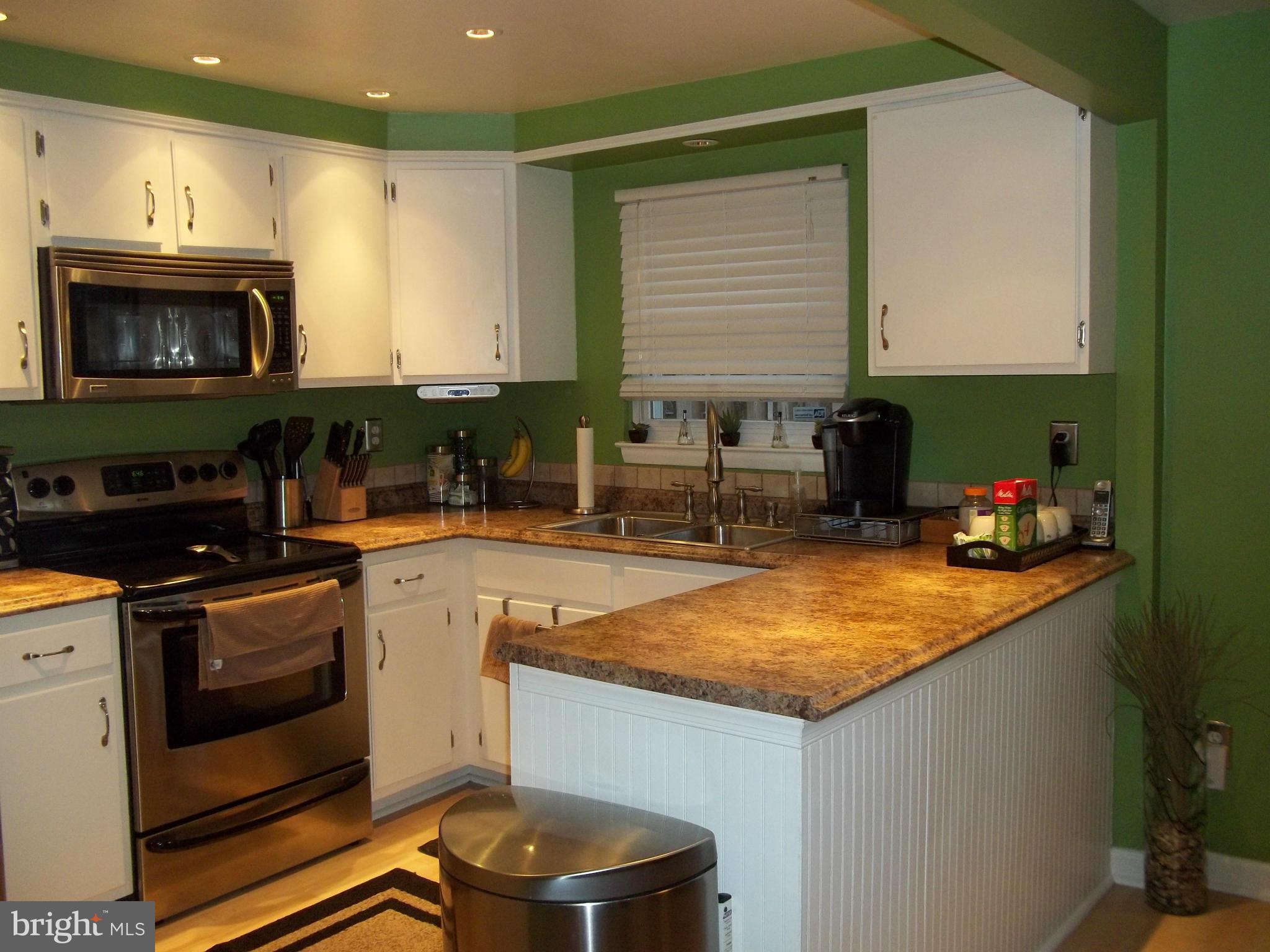 4011 Rustico Road Baltimore, MD 21220 - Photo 8 of 30 Kitchen