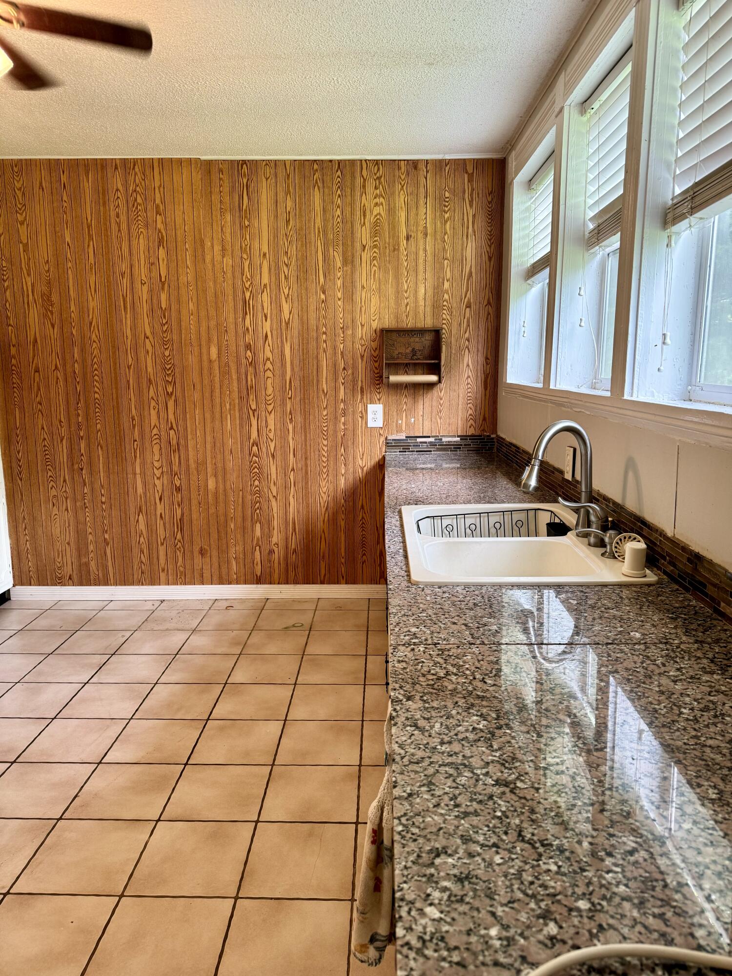 631 Pin Hook Road Spring City, TN 37381 - Photo 12 of 25 IMG_4930