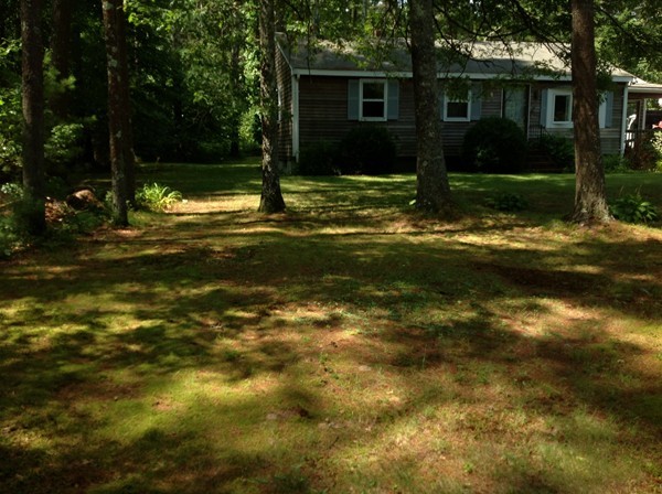 15 Marion Road Middleboro, MA 02346 - Photo 2 of 3