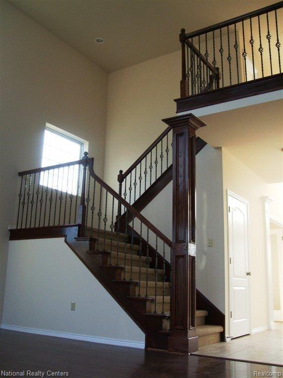 4029 Patricia Court Rochester, MI 48306 - Photo 21 of 24 Franklin Stairwell.JPG