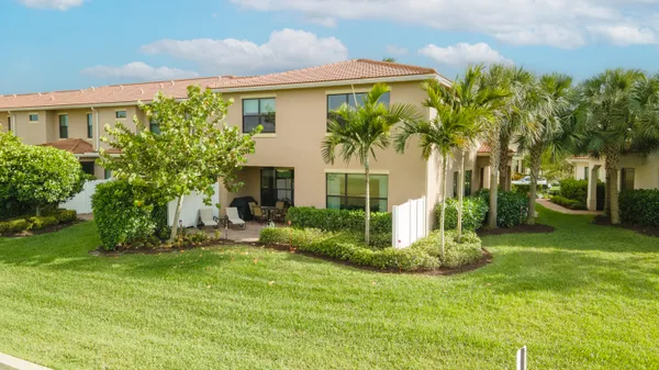 $899,000 | 9941 Brickhill Drive, Boca Raton, FL 33428