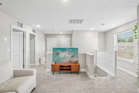 $449,900 | 5282 Neil Drive, St. Petersburg, FL 33714
