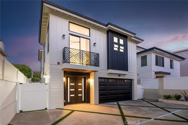 $2,479,000 | 110 South Irena Avenue, Unit B, Redondo Beach, CA 90277