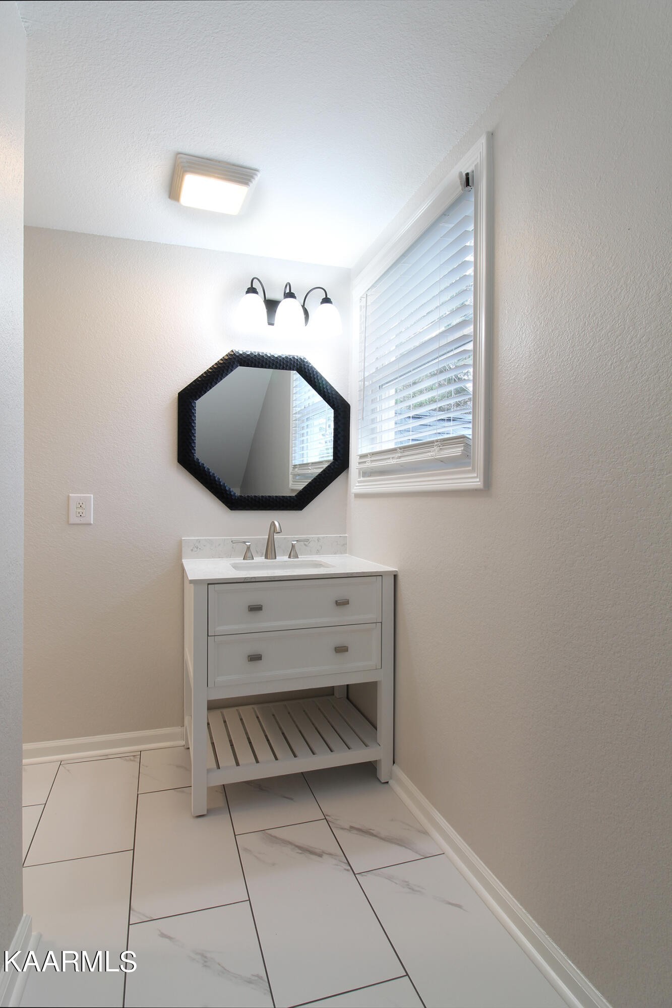 8964 Maple Ridge Lane Knoxville, TN 37923 - Photo 23 of 34 Gallery Image 23