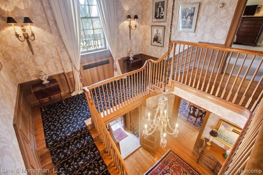 55 Lewiston Road Grosse Pointe Farms, MI 48236 - Photo 24 of 59