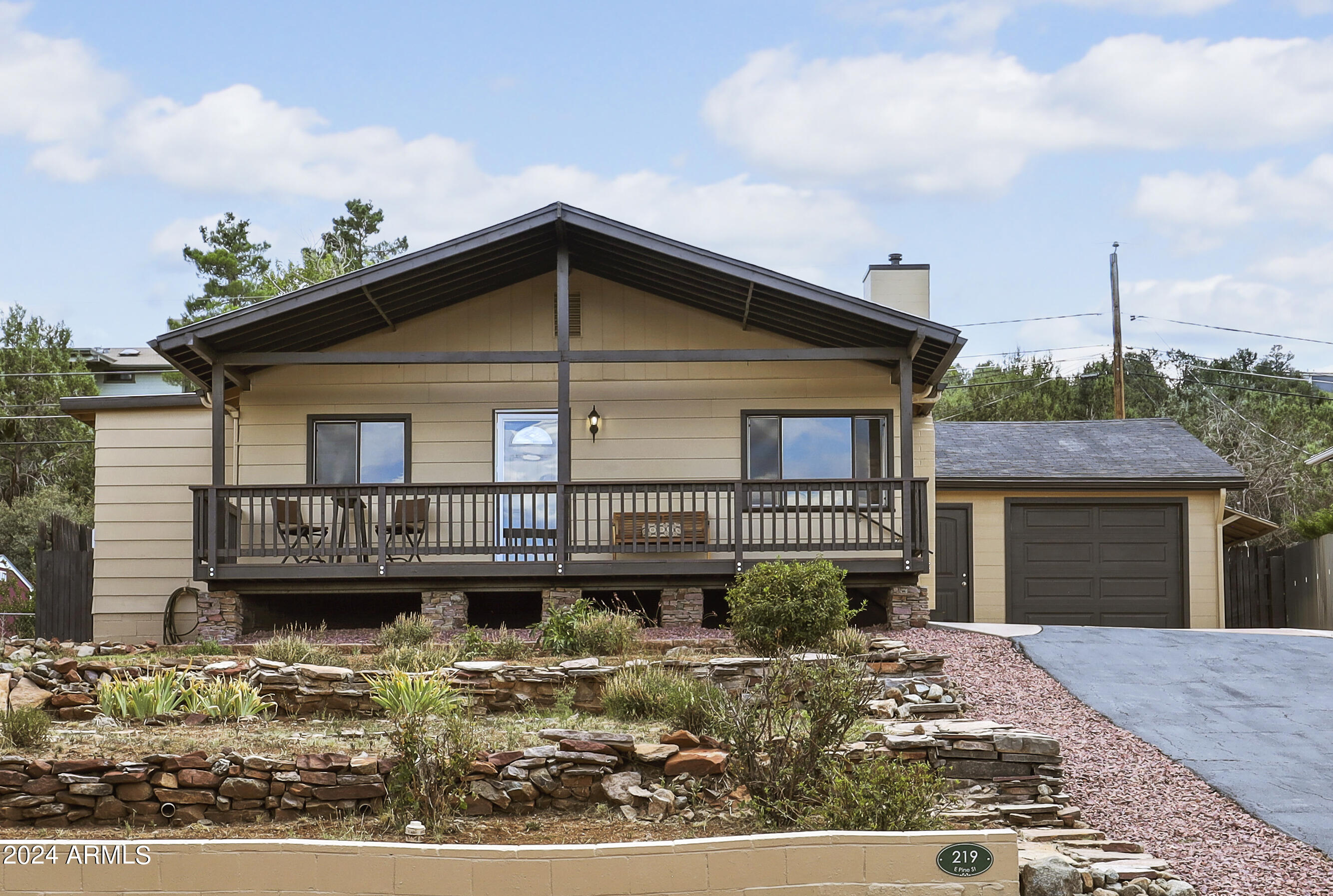 219 East Pine Street Payson, AZ 85541 - Photo 2 of 35 1E0A3908 copy
