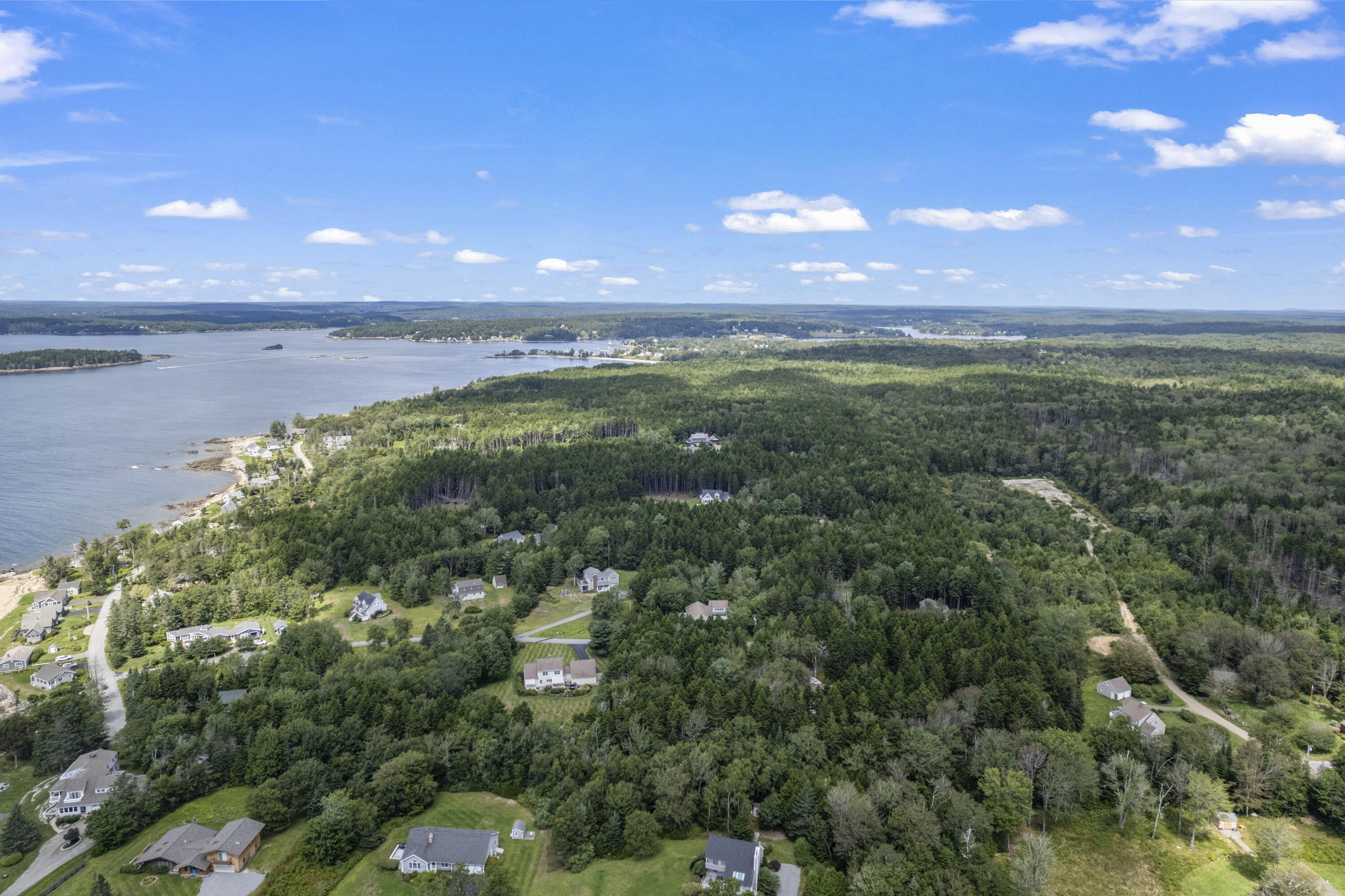 27 Tispaquin Trail New Harbor, ME 04554 - Photo 14 of 18 27 Tispaquin Trail_111