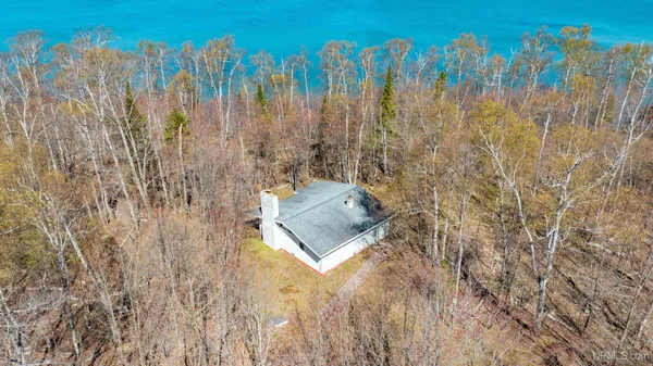 $579,600 | 57801 Lakeshore Drive, Calumet, MI 49913