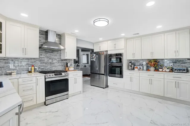 $1,299,000 | 9 Pine Lane, Valley Stream, NY 11581