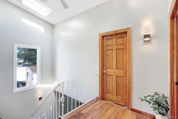 $1,299,000 | 9 Pine Lane, Valley Stream, NY 11581