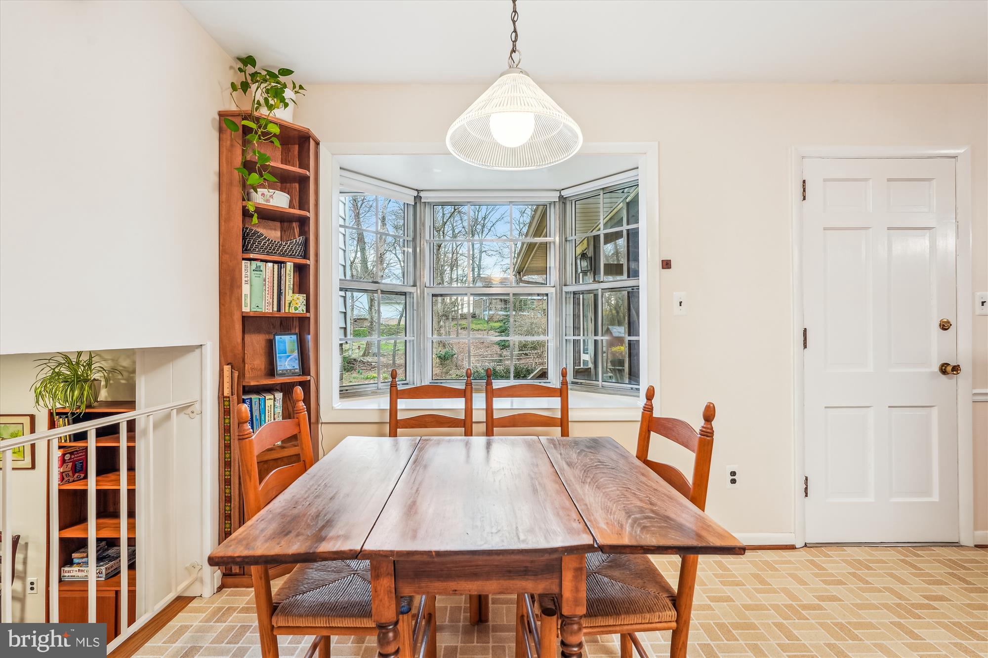 16523 Kipling Road Rockville, MD 20855 - Photo 13 of 50 a view of a livingroom with furniture and window